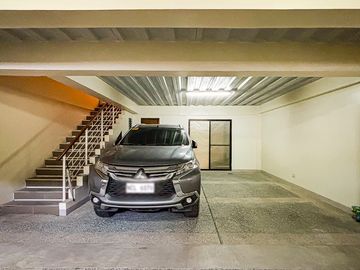 FOR SALE: Major Dizon Street, Industrial Valley, Marikina - 4-Bedroom Townhouse