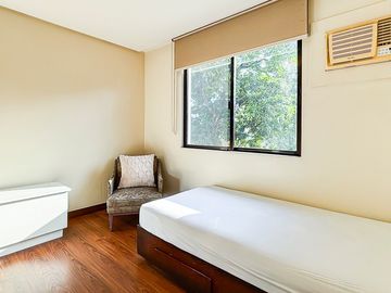 FOR SALE: Major Dizon Street, Industrial Valley, Marikina - 4-Bedroom Townhouse