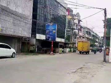 Dijual Ruko Gandeng Hook Kawasan Ramai Dan Strategis Di Prof H.M Yamin, Belakang Mal Center Point