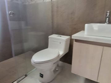 VENTA DE CASAS VIP EN CUENCA