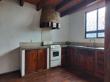 Venta de hermosa casa en el Barrio de San Miguel; Tepoztlán, Morelos.
