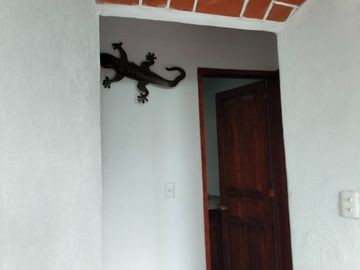 Venta de hermosa casa en el Barrio de San Miguel; Tepoztlán, Morelos.