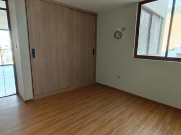 ¡¡¡VENDO HERMOSO Y CÁLIDO DEPARTAMENTO EN URBANIZACIÓN FRANK W. MICHELL EN CERRO COLORADO!!!