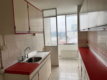 Departamento en Edificio Tornagaleones