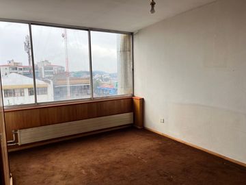 Departamento en Edificio Tornagaleones