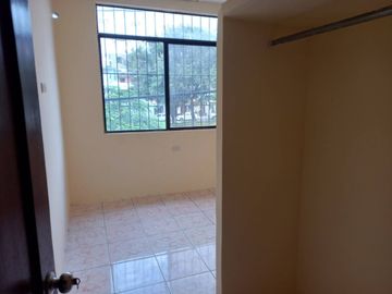 VENDO CASA RENTERA EN AVENIDA PRINCIPAL SAUCES 6 (ROBERT)