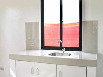 SINGLE ATTACH HOUSE AND LOT FOR SALE IN IMUS CAVITE