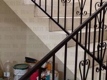 Casa en VENTA en Col. Dos de Mayo, Guadalupe, casi esquina c/Eloy Cavazos, 2 Recámaras en PB, con 30m² de patio y 57m² de terraza