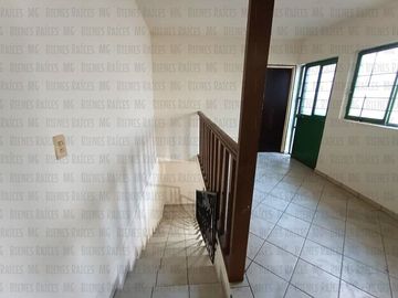 Casa en VENTA en Col. Dos de Mayo, Guadalupe, casi esquina c/Eloy Cavazos, 2 Recámaras en PB, con 30m² de patio y 57m² de terraza