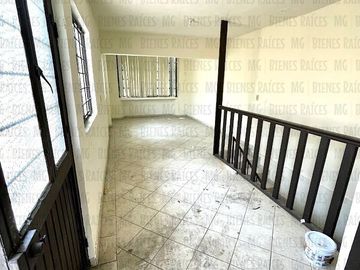 Casa en VENTA en Col. Dos de Mayo, Guadalupe, casi esquina c/Eloy Cavazos, 2 Recámaras en PB, con 30m² de patio y 57m² de terraza