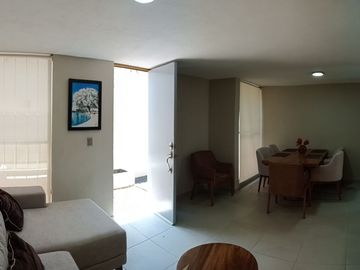 CASA EN VENTA REMODELADA EN PRIVADO FRACC DIEGO RIVERA - CERCA TEC MORELIA