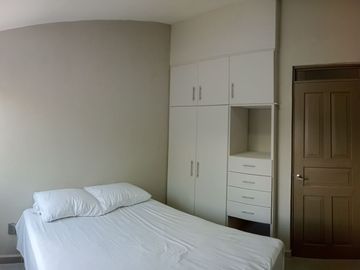 CASA EN VENTA REMODELADA EN PRIVADO FRACC DIEGO RIVERA - CERCA TEC MORELIA