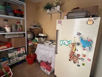 CASA ESQUINERA EN SECTOR COMERCIAL, Perez Pata C1384