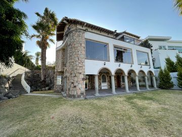 Casa en Venta en La Vista Country Club con Vista a Campo de Golf