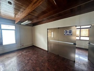 CASA EN VENTA EN SAN ISIDRO PARA OFICINAS