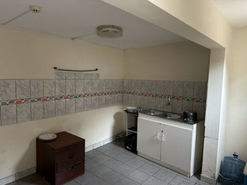 CASA EN VENTA EN SAN ISIDRO PARA OFICINAS