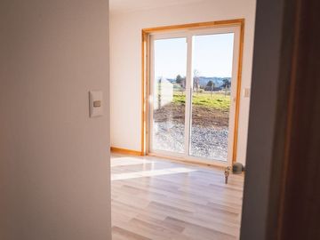 En Condominio se vende excelente casa nueva de 140m2 en Parcela de 5000m2, Panguipulli