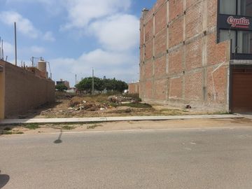 VENTA DE TERRENO EN LOS NOGALES DE PIMENTEL