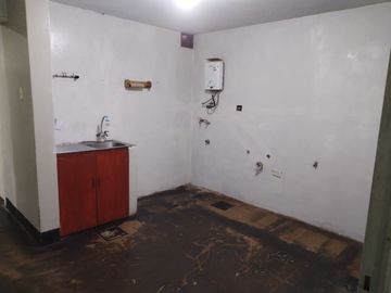 OPORTUNIDAD UNICA: SE VENDE SEGUNDO PISO CON AIRES (TERRAZA)
