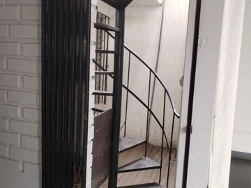 OPORTUNIDAD UNICA: SE VENDE SEGUNDO PISO CON AIRES (TERRAZA)