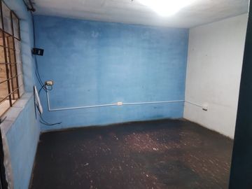 OPORTUNIDAD UNICA: SE VENDE SEGUNDO PISO CON AIRES (TERRAZA)