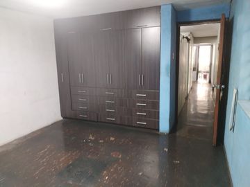 OPORTUNIDAD UNICA: SE VENDE SEGUNDO PISO CON AIRES (TERRAZA)