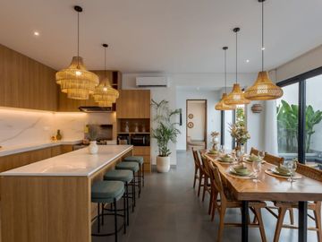 4 Bedrooms Luxury Villa Yearly Rental – Berawa