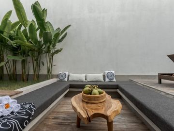 4 Bedrooms Luxury Villa Yearly Rental – Berawa