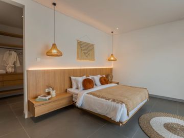 4 Bedrooms Luxury Villa Yearly Rental – Berawa