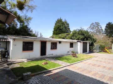 ✅  VENTA DE HERMOSA QUINTA. (GUAYLLABAMBA)