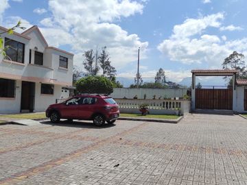 ✅  VENTA DE HERMOSA QUINTA. (GUAYLLABAMBA)