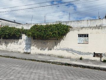 CASA LOTE DE VENTA EN GUAJALO, QUITUMBE