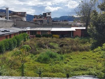 CASA LOTE DE VENTA EN GUAJALO, QUITUMBE
