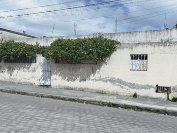 CASA LOTE DE VENTA EN GUAJALO, QUITUMBE