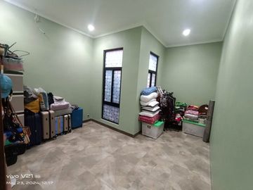 Rumah Secondary Terawat 2 Lantai Di Karawaci Tangerang Nego Dkt Aquaplay Waterpark
