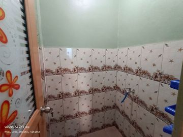 Rumah Secondary Terawat 2 Lantai Di Karawaci Tangerang Nego Dkt Aquaplay Waterpark