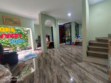 Rumah Secondary Terawat 2 Lantai Di Karawaci Tangerang Nego Dkt Aquaplay Waterpark