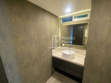 Departamento en venta en Residencial Toledo, Interlomas, remodelado con vista panoramica