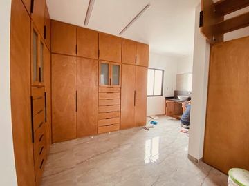 En venta casa privada en Valle de Juriquilla 3 recàmaras doble altura terraza vigilancia TKOMM-QHO6300209
