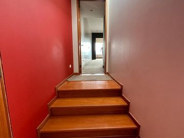 VENTA DE LINDA Y AMPLIA CASA EN ESQUINA EN LA ENCANTADA DE VILLA