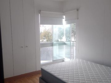 Departamento en San Isidro Amoblado Piscina Gimnasio Cochera