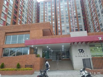 VENTA APARTAMENTO en PORTALES DEL NORTE, cerca a Zona Universitaria, CC Santafe, Teatro Mayor Julio Mario Santo Domingo, Cll 170, Cll 183, Av Boyaca,