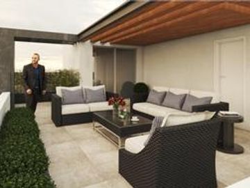 CASA EN VENTA DE TRES RECAMARAS CON ROOF GARDEN EN LA RESERVA JURIQUILLA