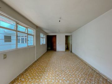 Casa en Venta, Col. México 2da Sección. Nezahualcóyotl, Estado de México.