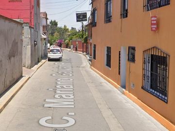 CASA EN CALLE MARIANO GALVAN TLACATECO, TEPOZOTLAN. EXCELENTE OPORTUNIDAD DE INVERSION. RECUPERACION BANCARIA.