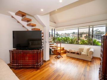 Casa en venta dentro de condominio horizontal - Lomas de Tecamachalco