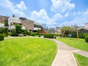 Casa en venta dentro de condominio horizontal - Lomas de Tecamachalco