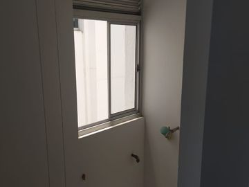 VENDO APARTAMENTO EN EL SECTOR PARAISO CERCA AL MALECÓN