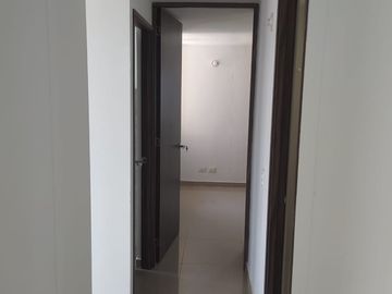 VENDO APARTAMENTO EN EL SECTOR PARAISO CERCA AL MALECÓN