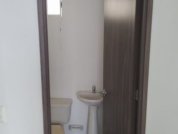 VENDO APARTAMENTO EN EL SECTOR PARAISO CERCA AL MALECÓN